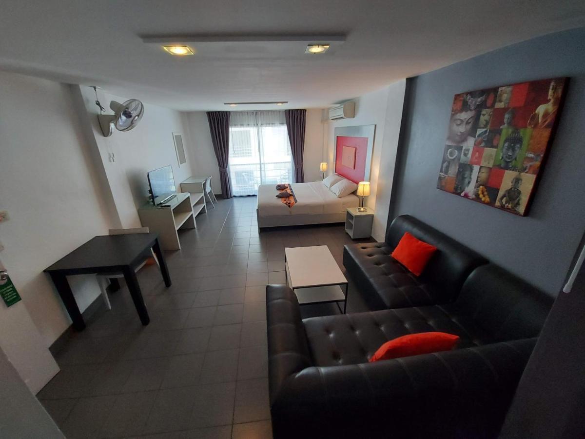 Garden Guest House Патая Екстериор снимка