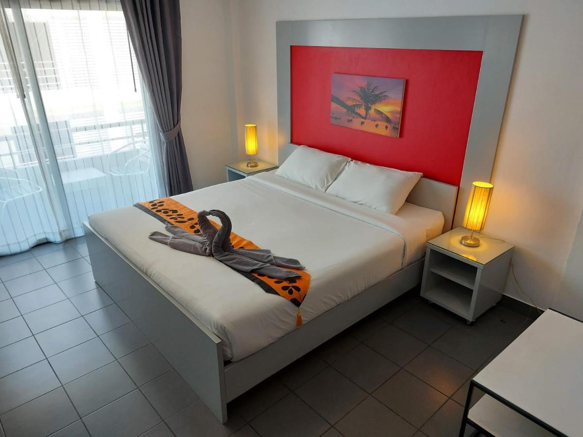 Garden Guest House Патая Екстериор снимка