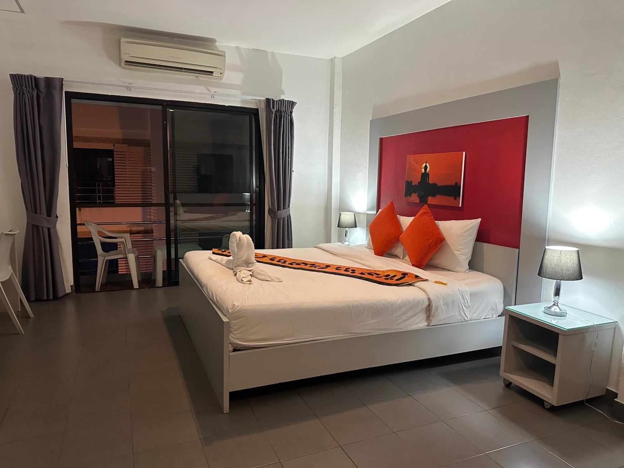 Garden Guest House Патая Екстериор снимка